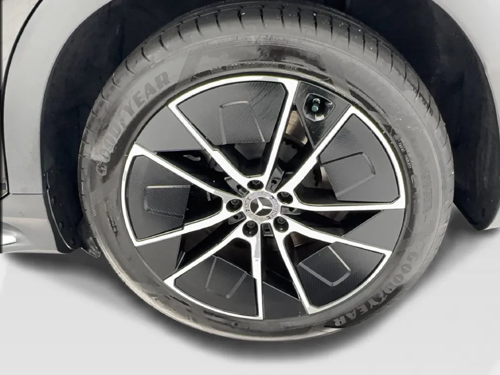 Mercedes-Benz EQS photo 14