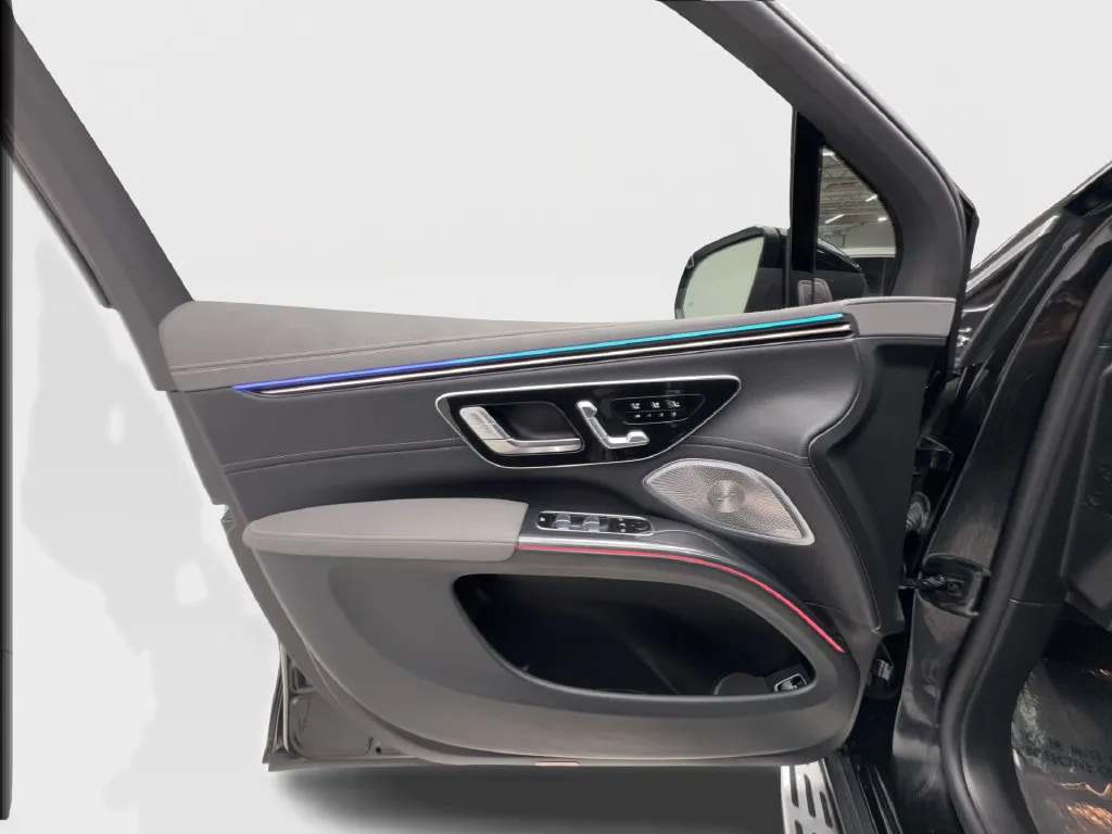 Mercedes-Benz EQS photo 25