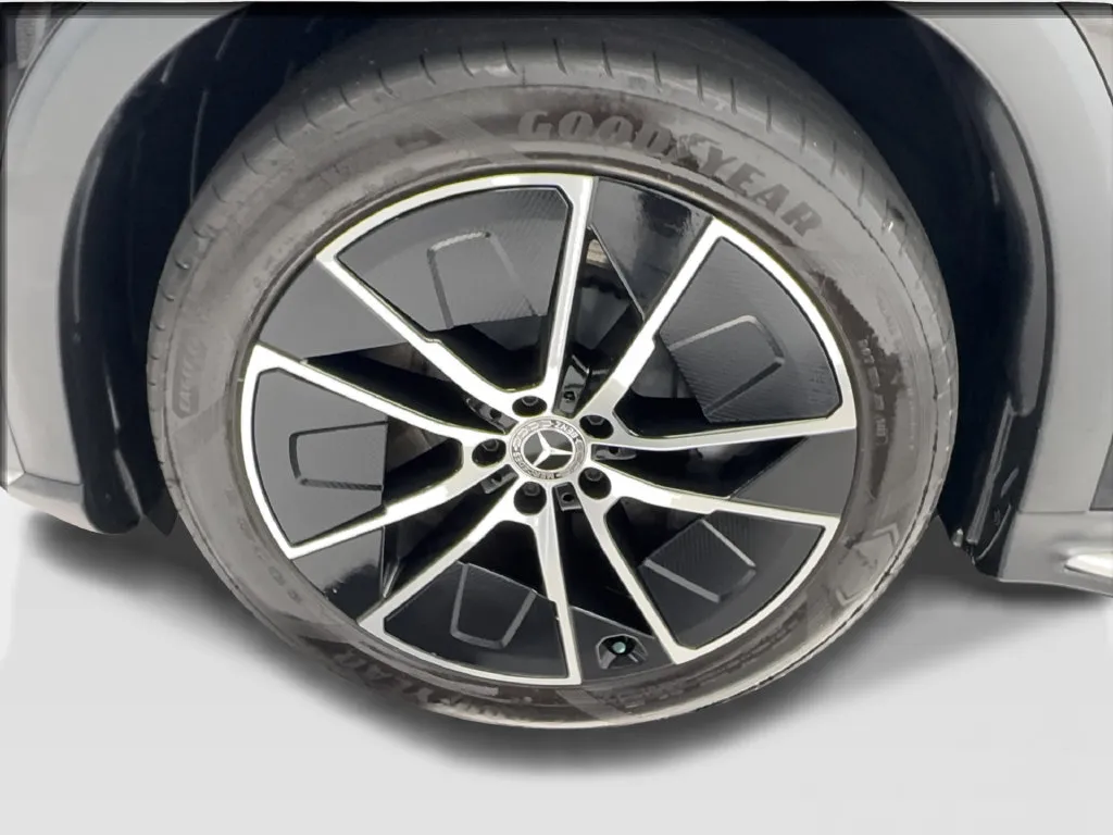 Mercedes-Benz EQS photo 15