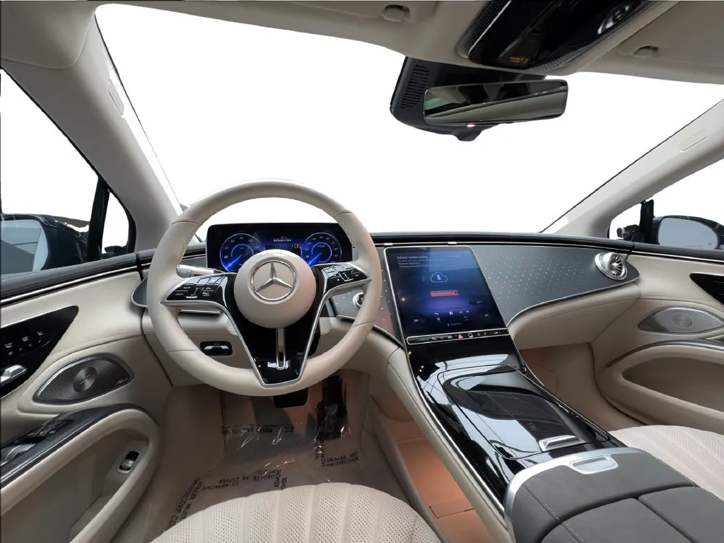 Mercedes-Benz EQS photo 35