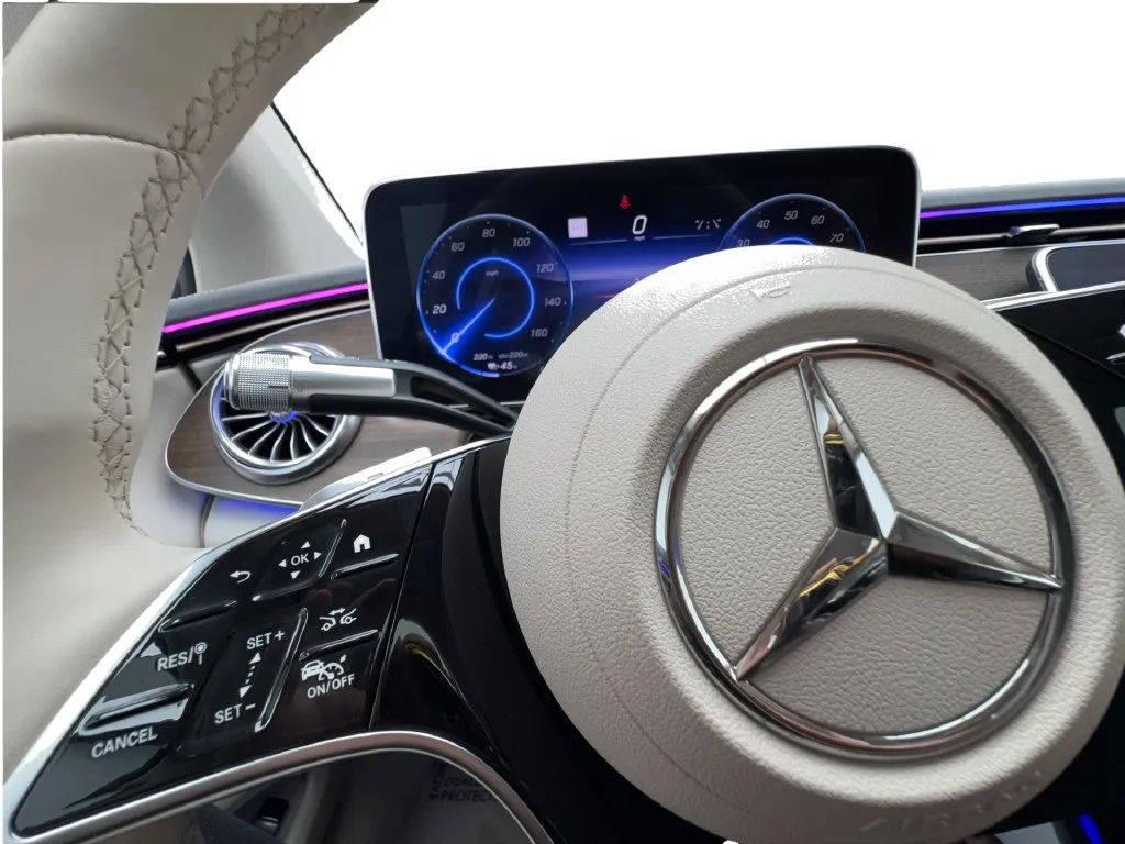 Mercedes-Benz EQS photo 43