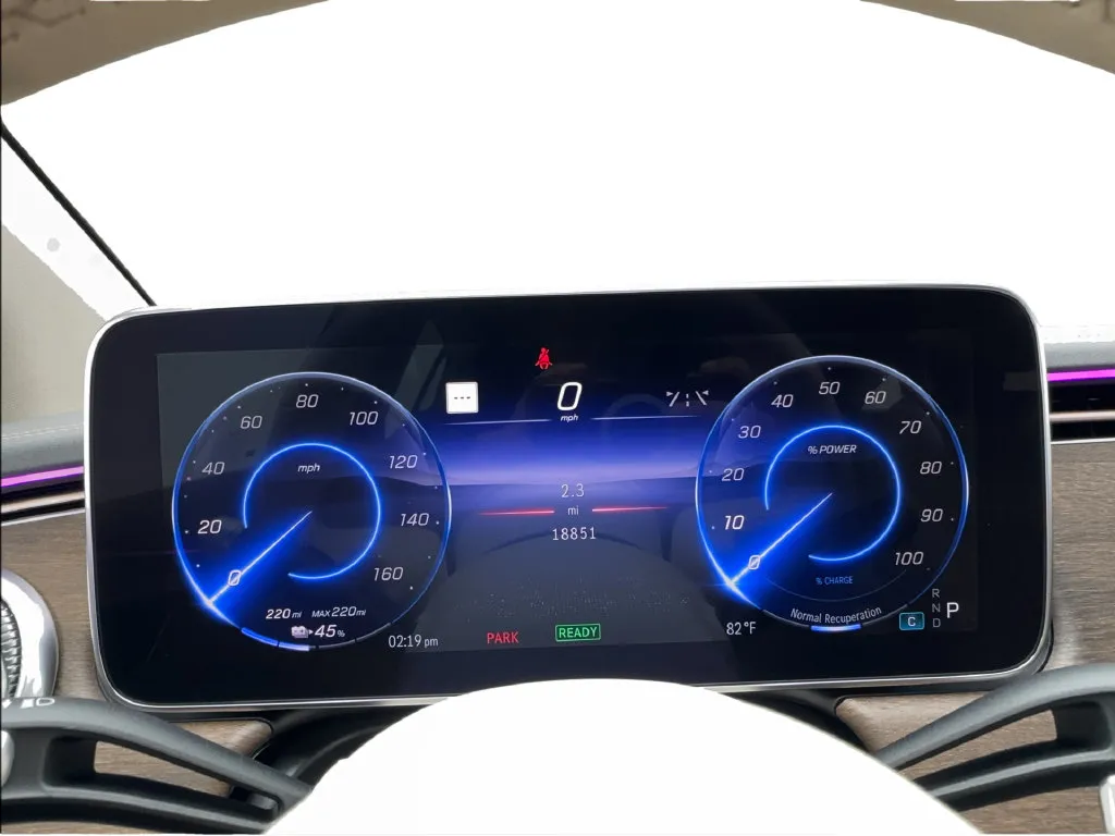 Mercedes-Benz EQS photo 41