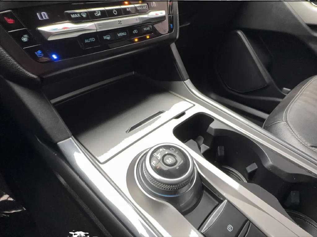 Ford Explorer photo 54