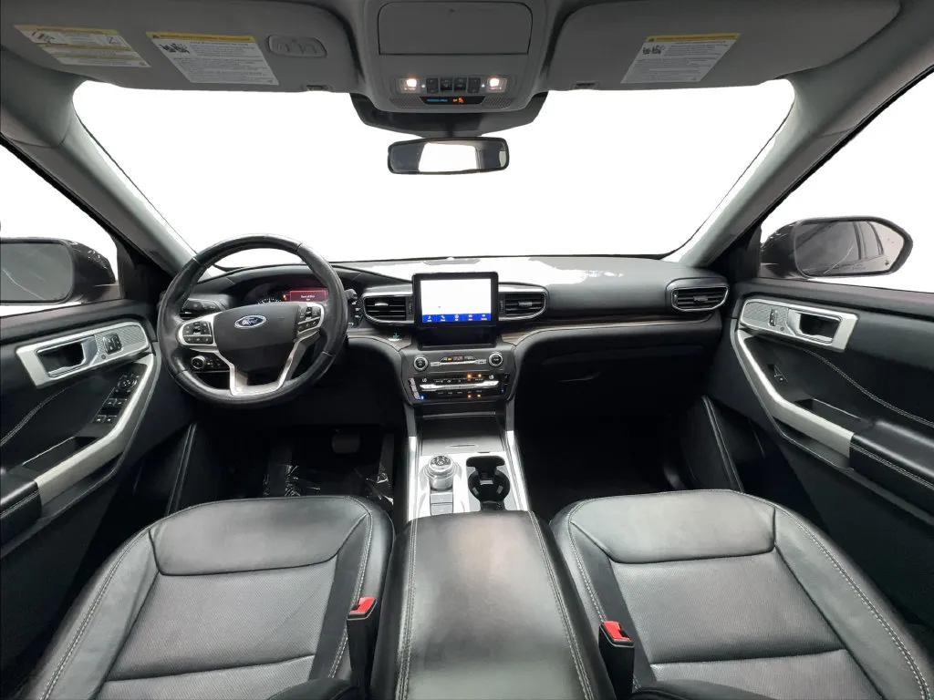Ford Explorer photo 43