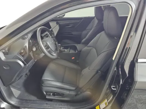 More photos of 2025 Lexus ES 350 at Autos of Dallas - Plano, TX