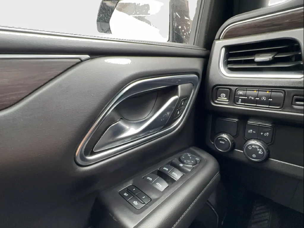Chevrolet Tahoe photo 52