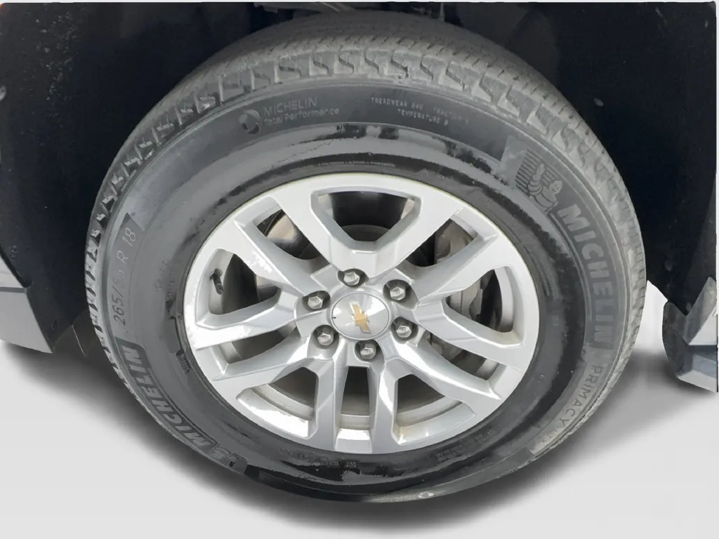 Chevrolet Tahoe photo 14