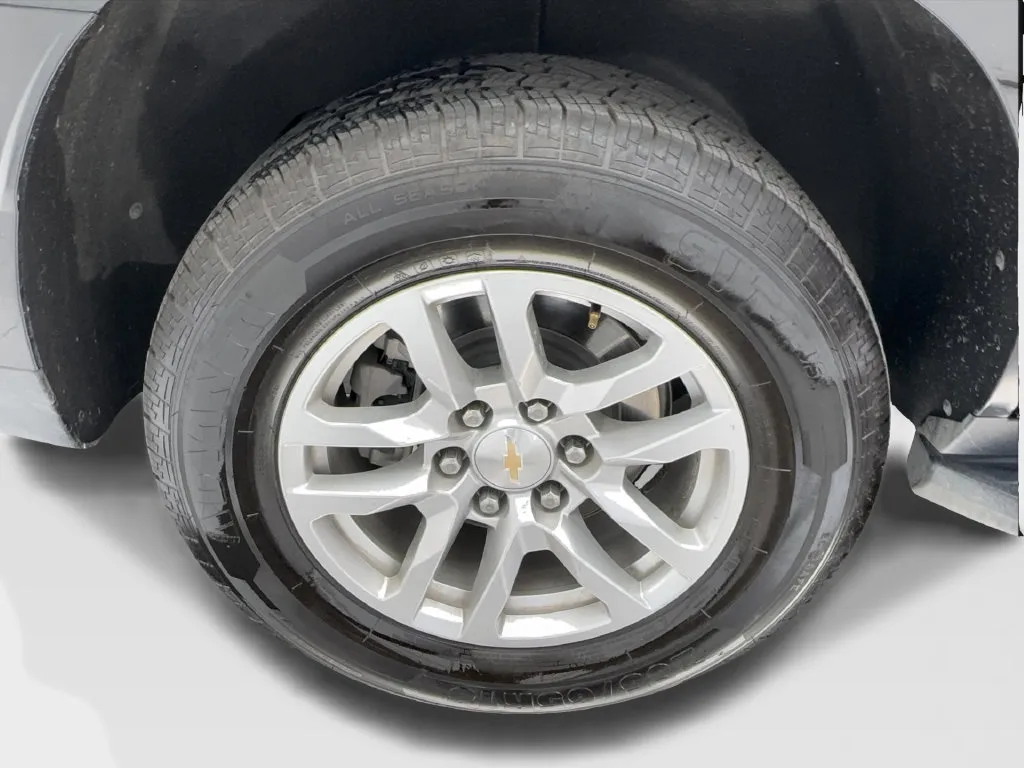 Chevrolet Tahoe photo 16