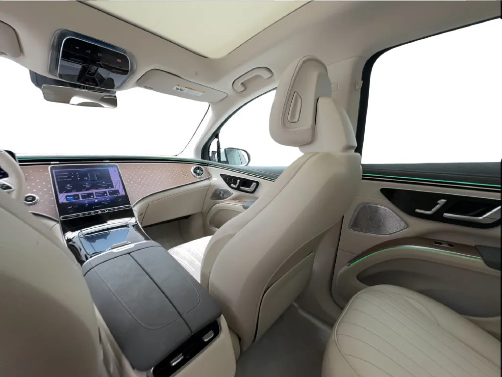 Mercedes-Benz EQS photo 42