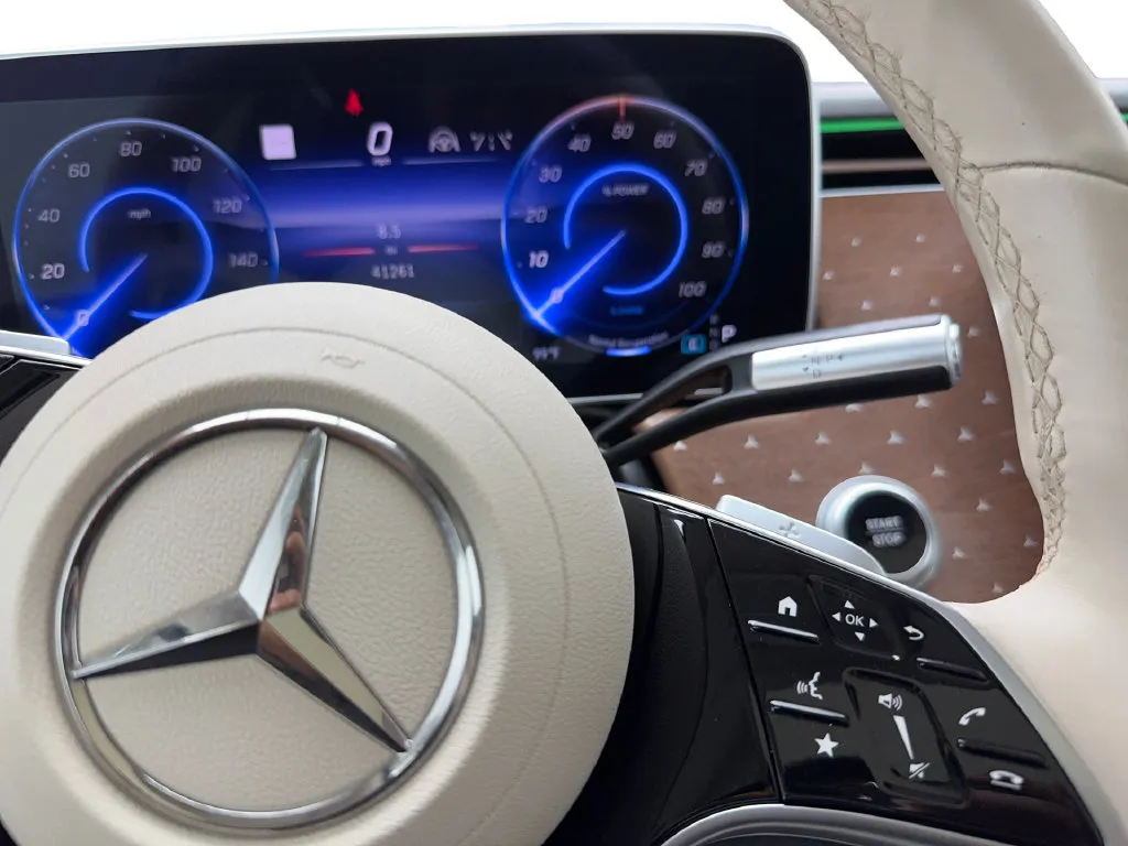 Mercedes-Benz EQS photo 44