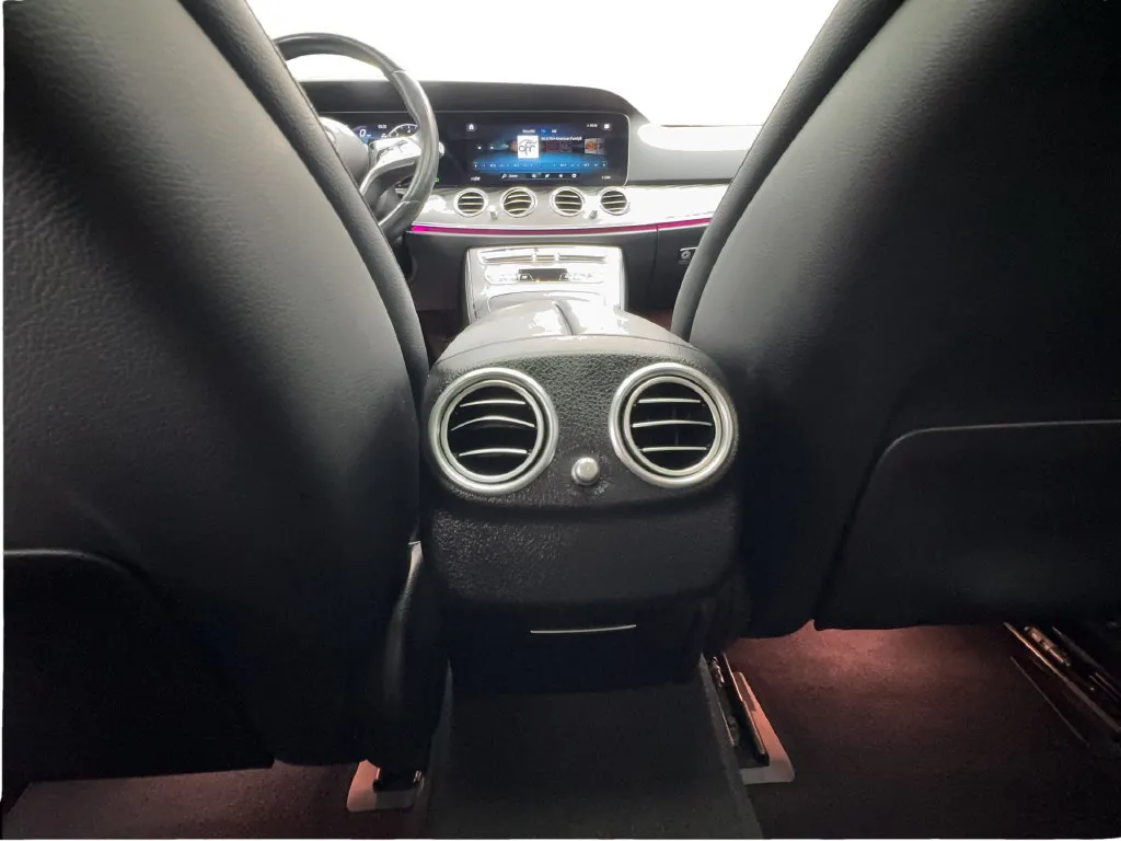Mercedes-Benz E-Class photo 41