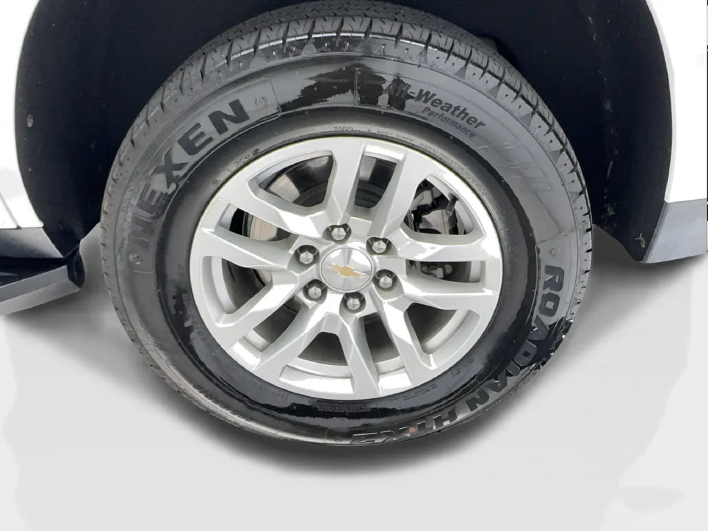 Chevrolet Tahoe photo 12