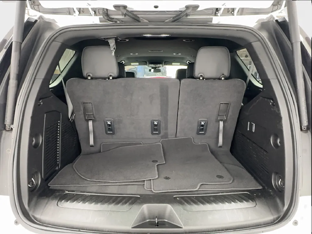 Chevrolet Tahoe photo 18
