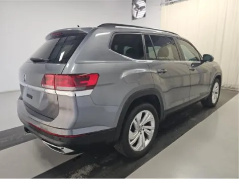 Photos of 2023 Volkswagen Atlas 3.6L V6 SE w/Technology for sale in Plano, TX at Autos of Dallas - Plano