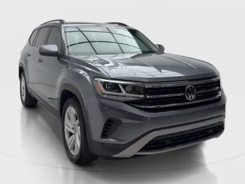 Photos of 2023 Volkswagen Atlas 3.6L V6 SE w/Technology for sale in Plano, TX at Autos of Dallas - Plano