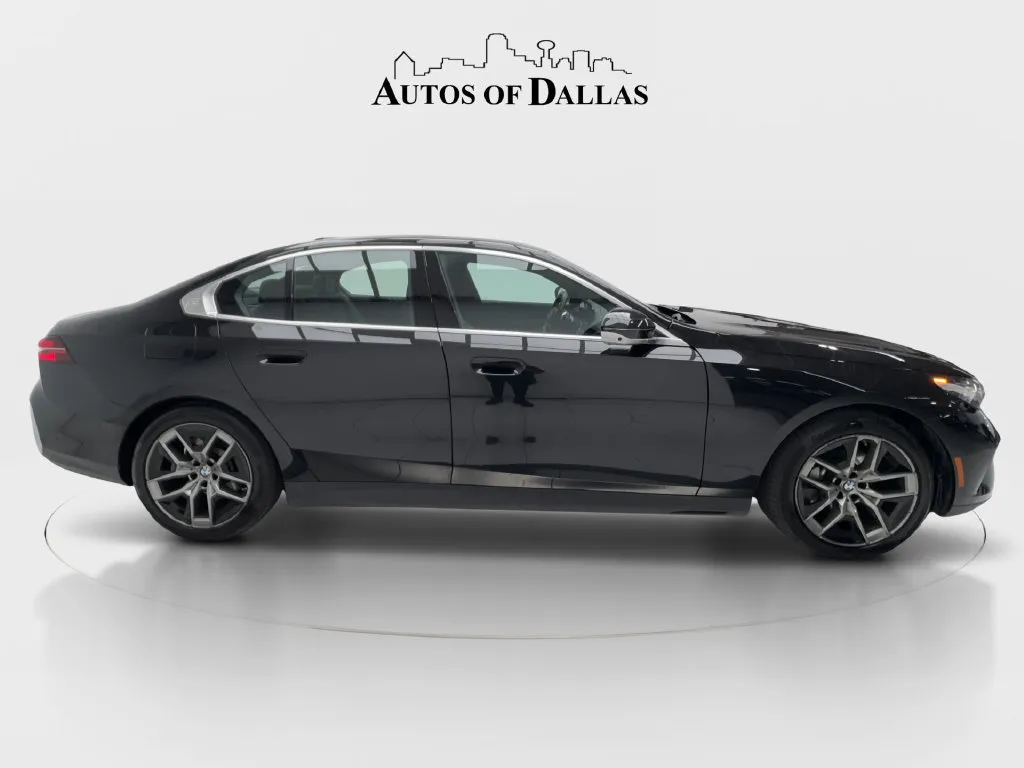 BMW 5 Series photo 7