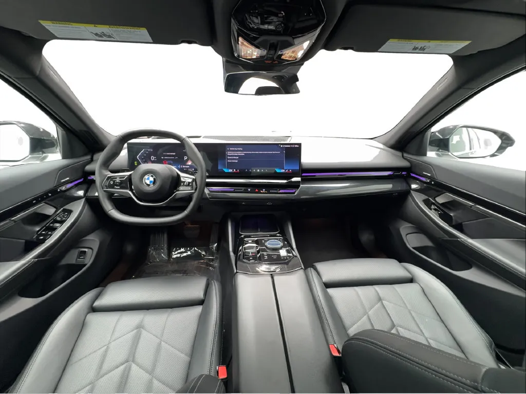 BMW 5 Series photo 41