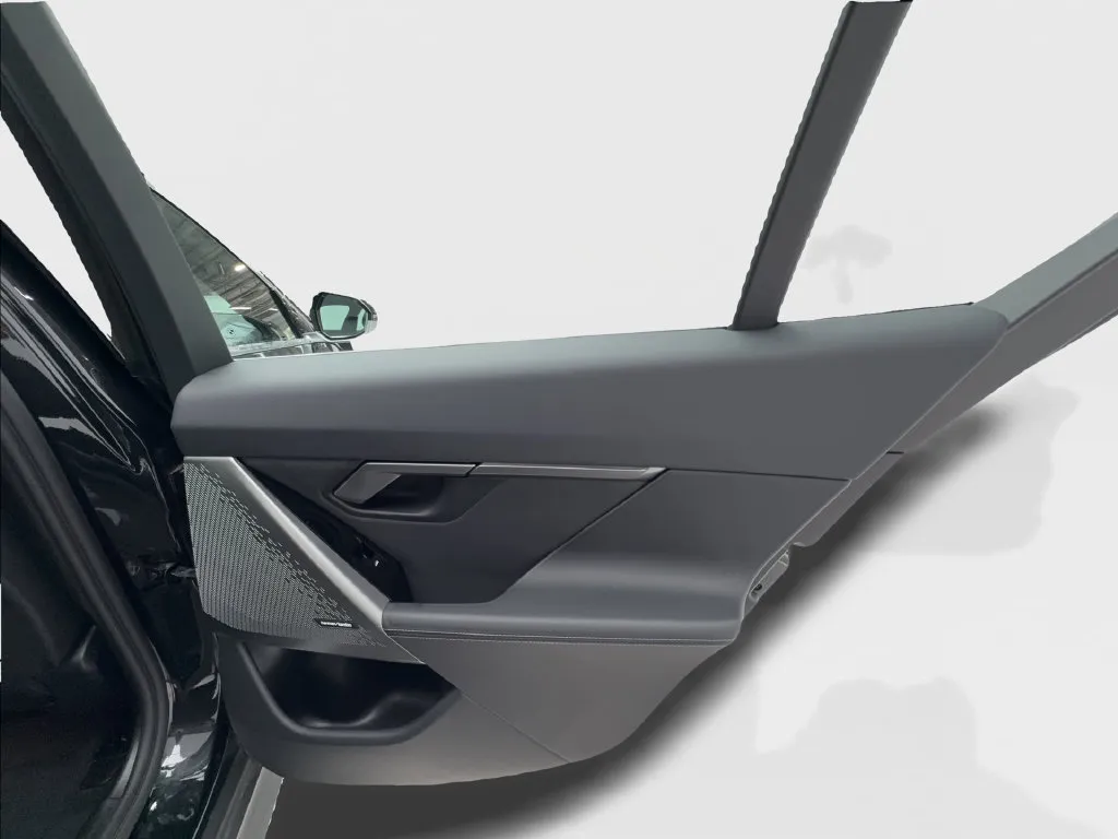 BMW 5 Series photo 32