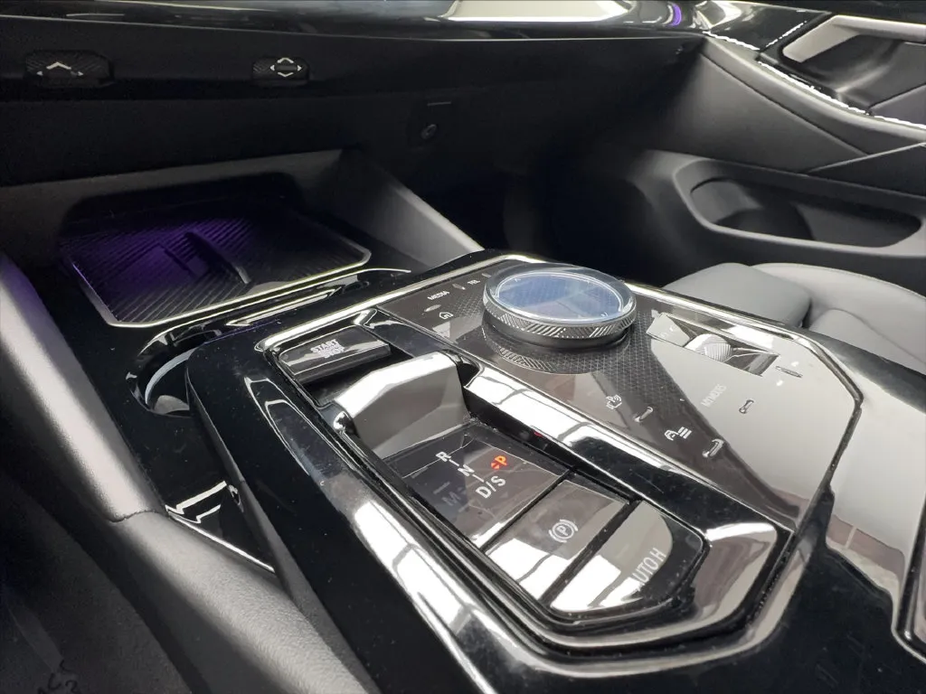 BMW 5 Series photo 51
