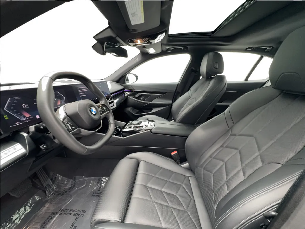 BMW 5 Series photo 22