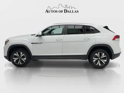 More photos of 2024 Volkswagen Atlas Cross Sport 2.0T SE at Autos of Dallas - Plano, TX