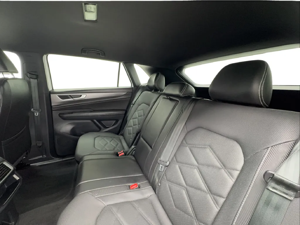 Volkswagen Atlas Cross Sport photo 27