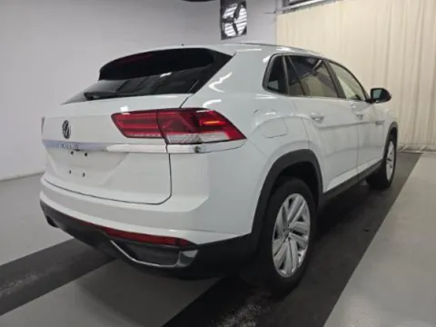 Photos of 2023 Volkswagen Atlas Cross Sport 2.0T SE w/Technology for sale in Plano, TX at Autos of Dallas - Plano