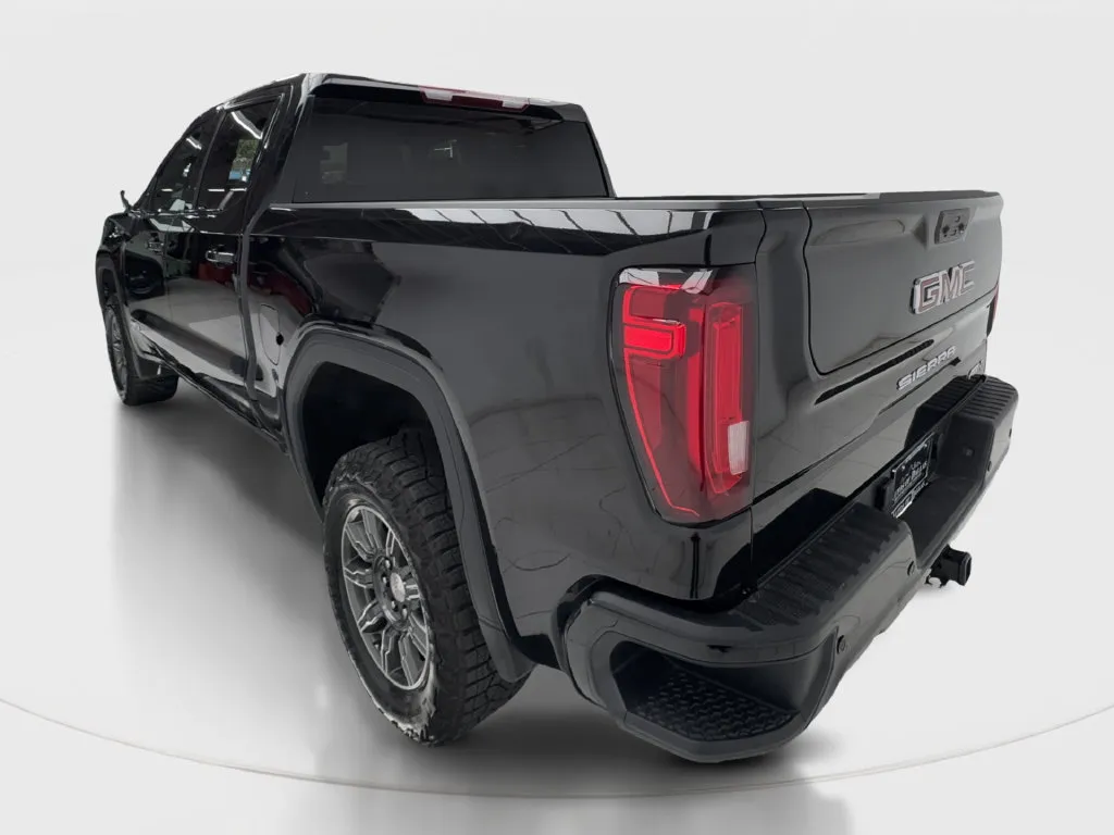 GMC Sierra photo 11