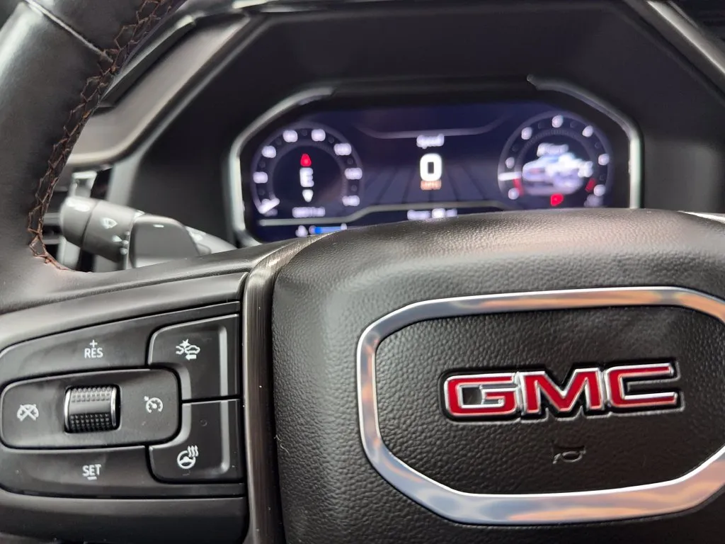 GMC Sierra photo 48