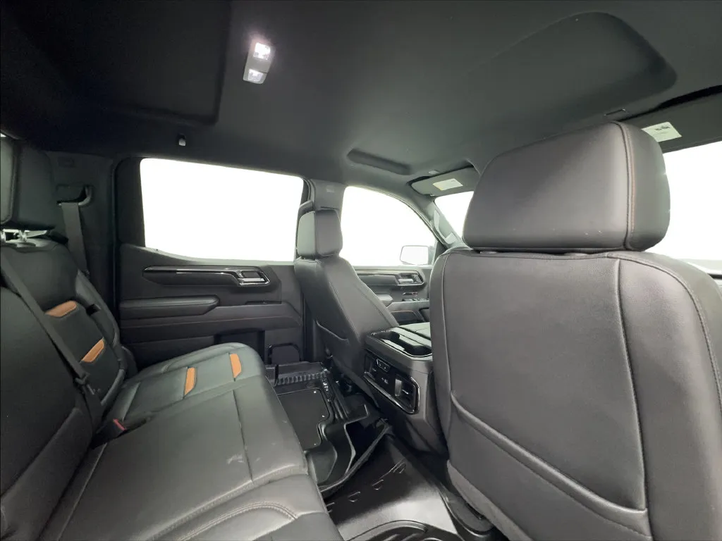 GMC Sierra photo 32