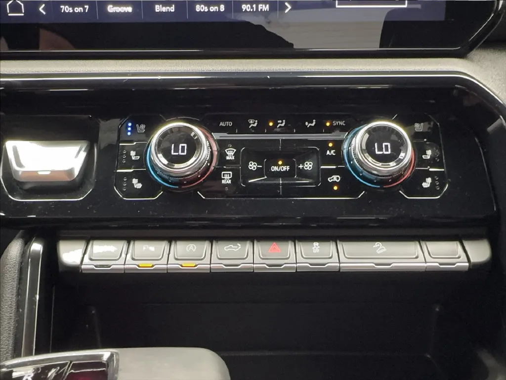 GMC Sierra photo 56