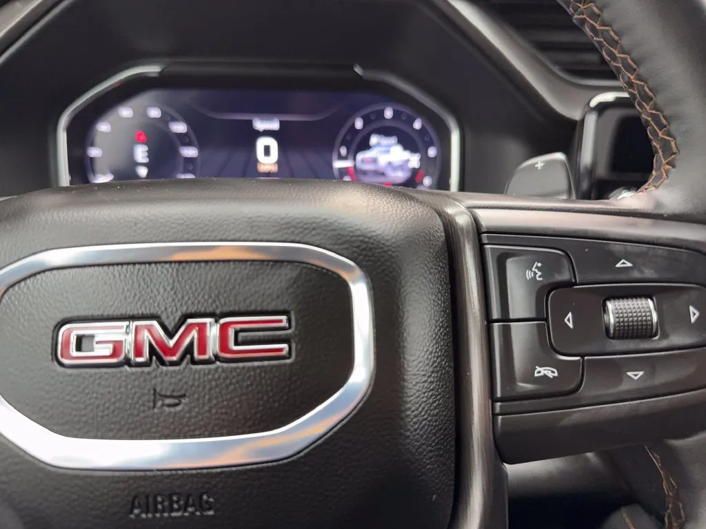GMC Sierra photo 47