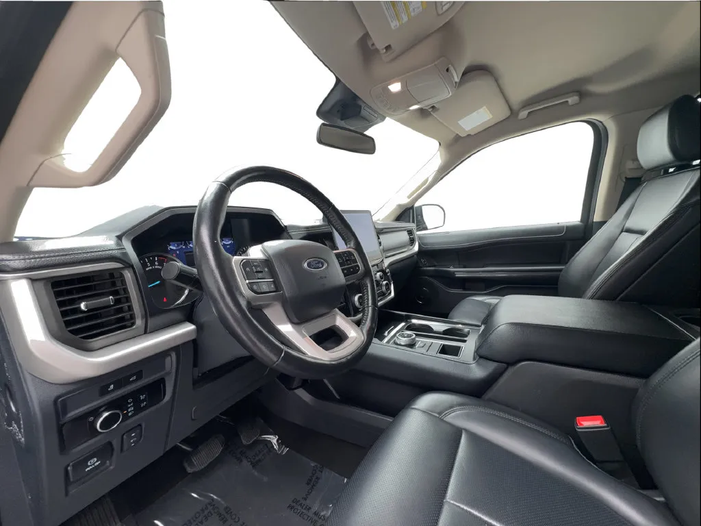 Ford Expedition photo 22