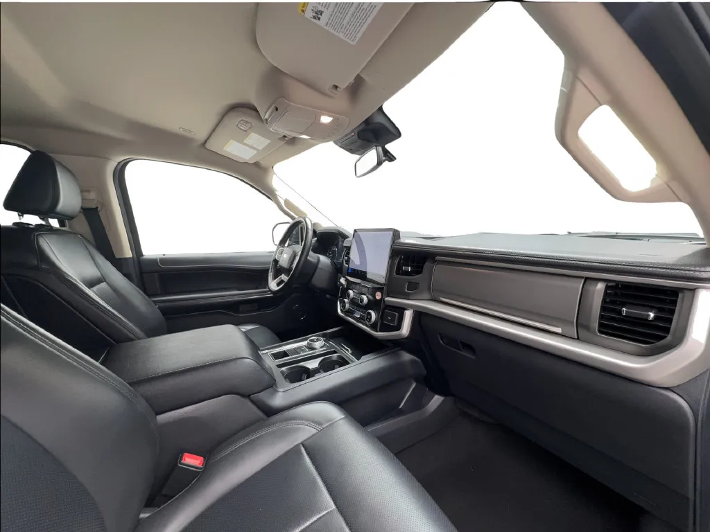 Ford Expedition photo 37