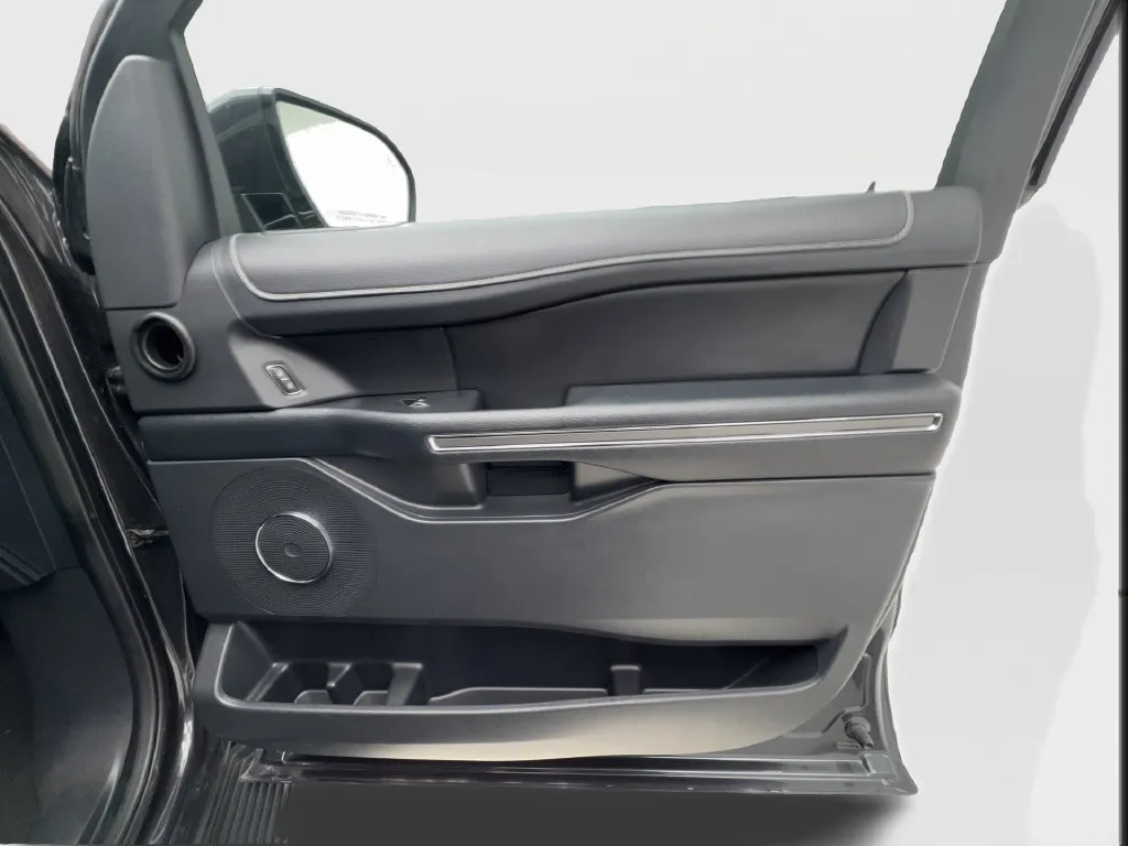 Ford Expedition photo 39
