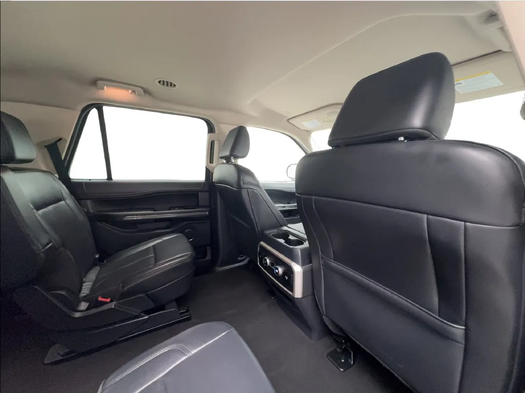 Ford Expedition photo 30