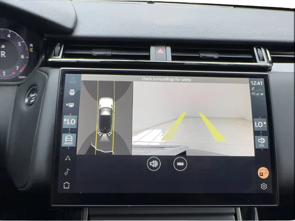 Land Rover Range Rover Velar photo 56