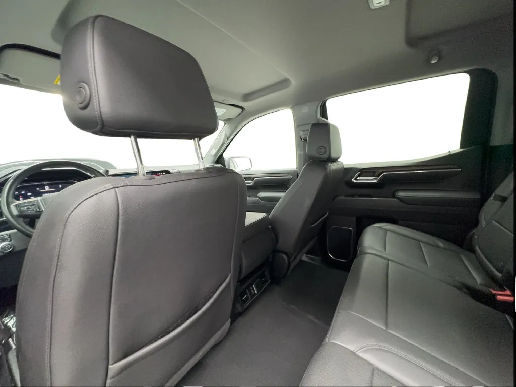 GMC Sierra photo 27
