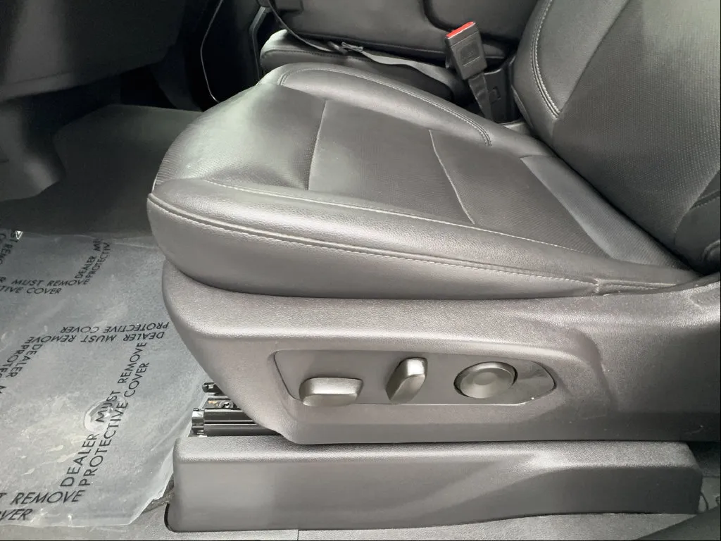 GMC Sierra photo 25
