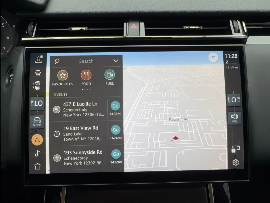 Land Rover Range Rover Velar photo 54