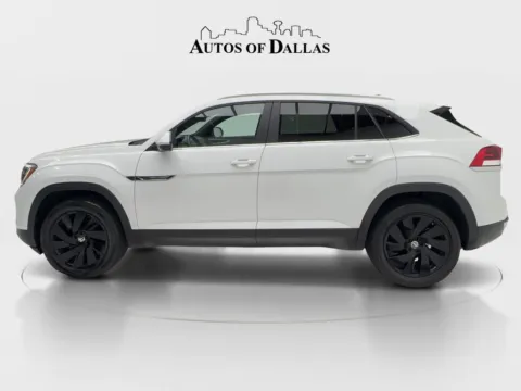 More photos of 2024 Volkswagen Atlas Cross Sport 2.0T SE w/Technology at Autos of Dallas - Plano, TX