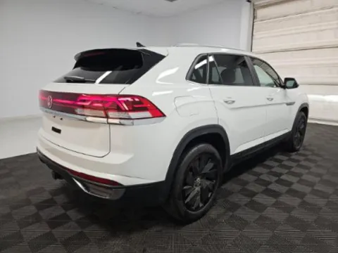 Photos of 2024 Volkswagen Atlas Cross Sport 2.0T SE w/Technology for sale in Plano, TX at Autos of Dallas - Plano