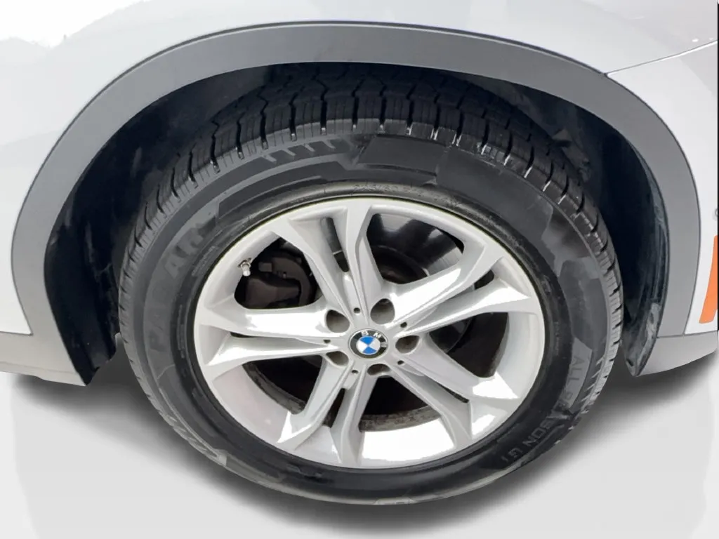 BMW X3 photo 16