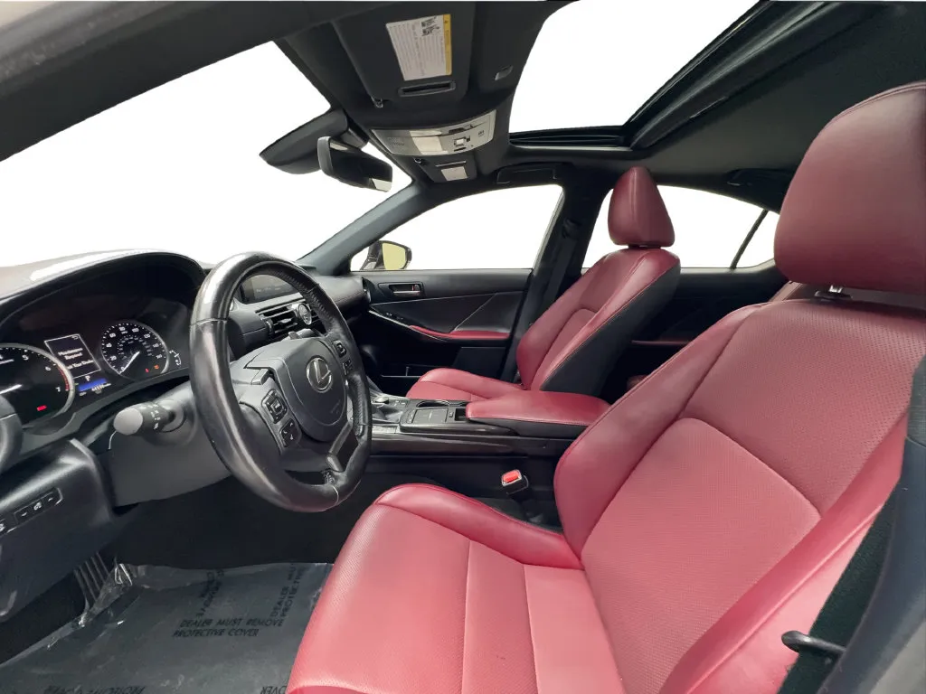 Lexus IS photo 22