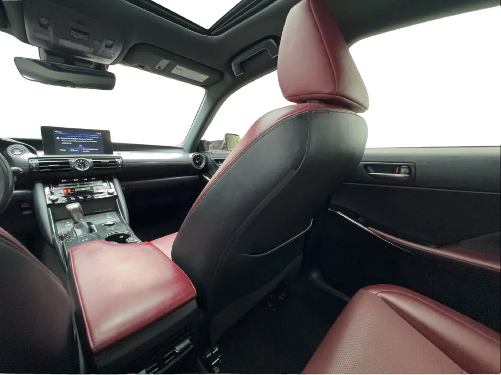 Lexus IS photo 43