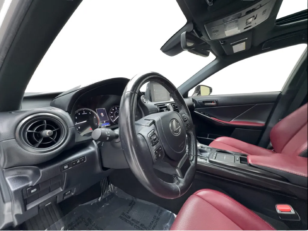 Lexus IS photo 23