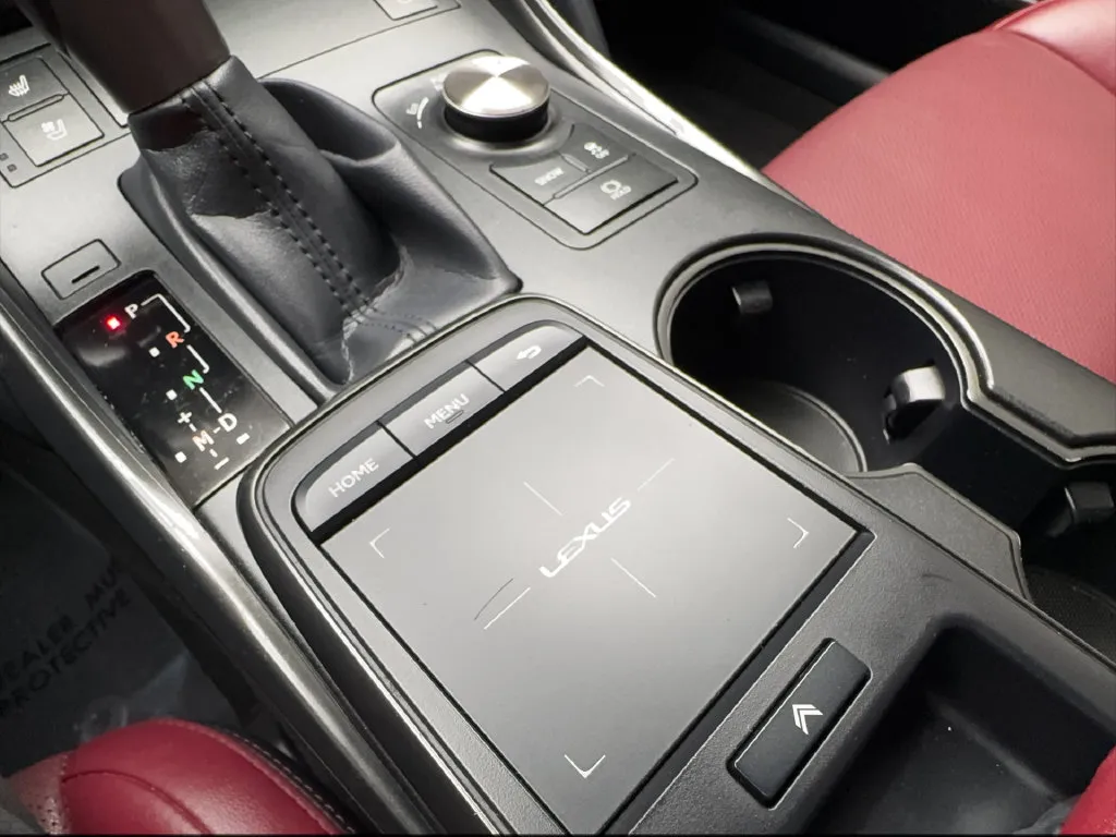 Lexus IS photo 55