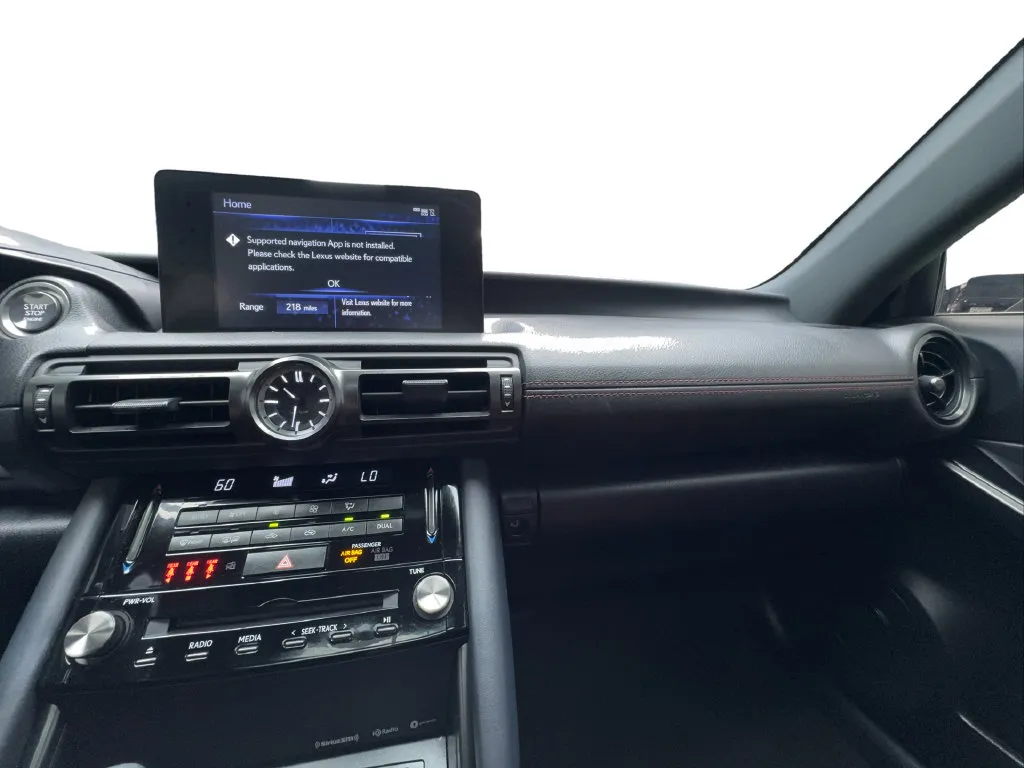 Lexus IS photo 48