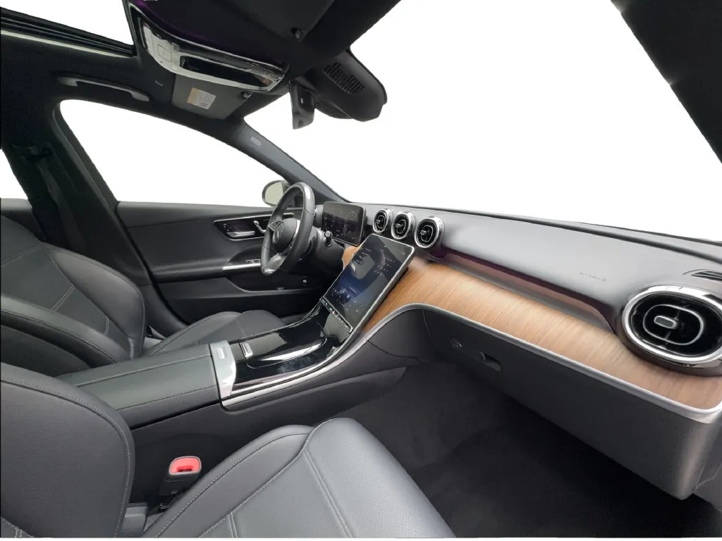 Mercedes-Benz C-Class photo 34