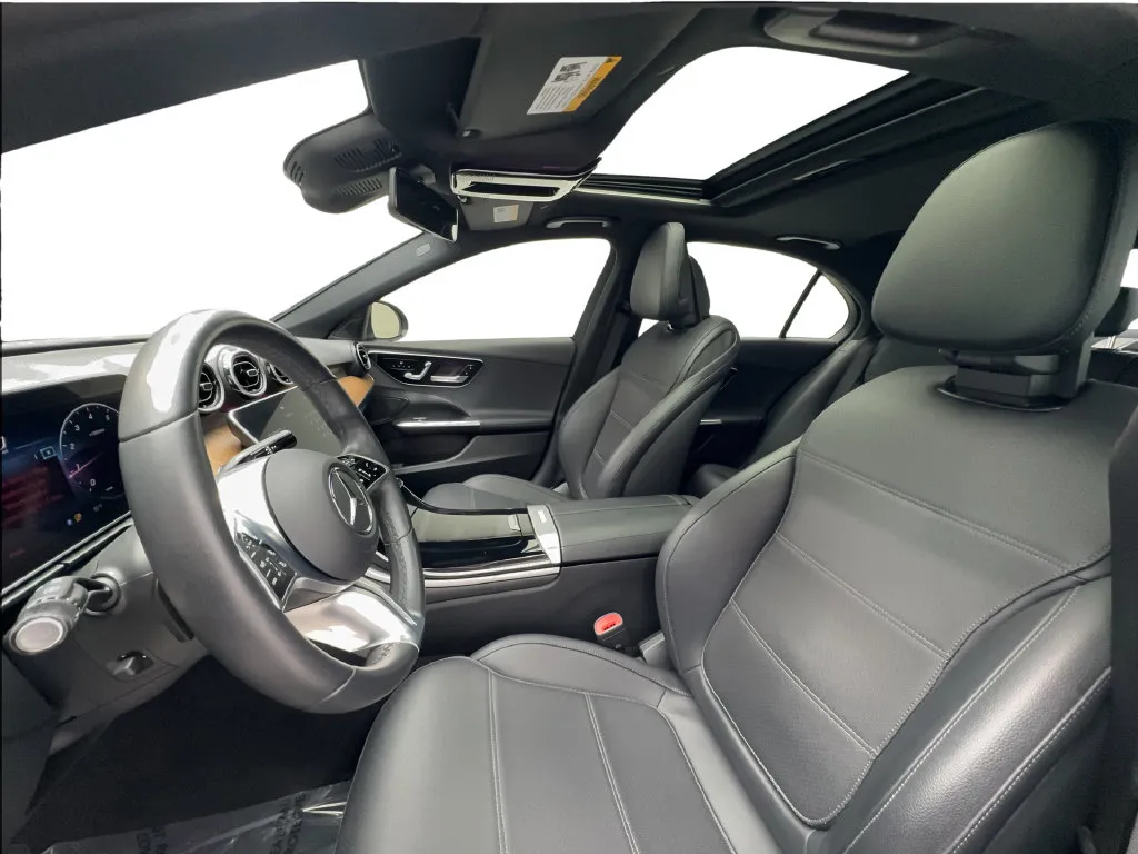 Mercedes-Benz C-Class photo 21